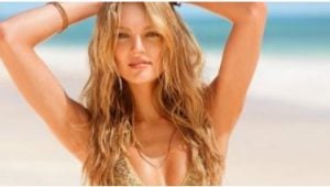 wavy hair beach
