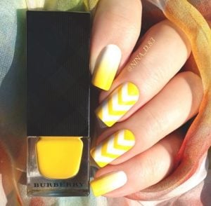 chevron nails