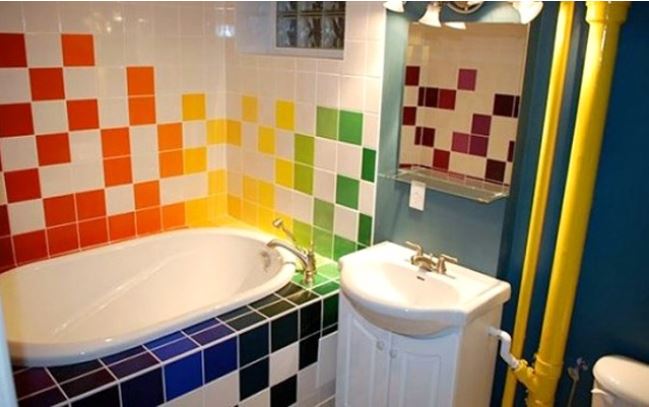 colourful bathroom