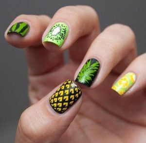 nail artist