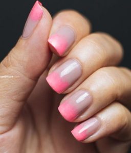 nude ombre nails