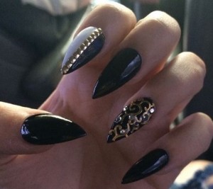 swag nails