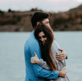 γυναίκα άντρας αγκαλιά λίμνη 