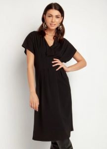 μαύρο ριχτό φόρεμα με μανίκι