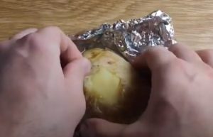 ξεφλούδισμα πατάτας