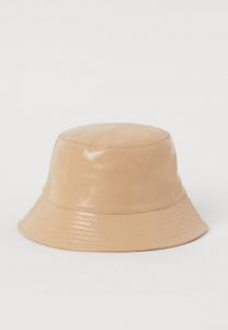 μπεζ δερμάτινο καπέλο