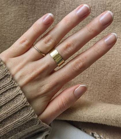 ιδανικό σχήμα νυχιών για τα δάχτυλα σου γαλλικό νύχια