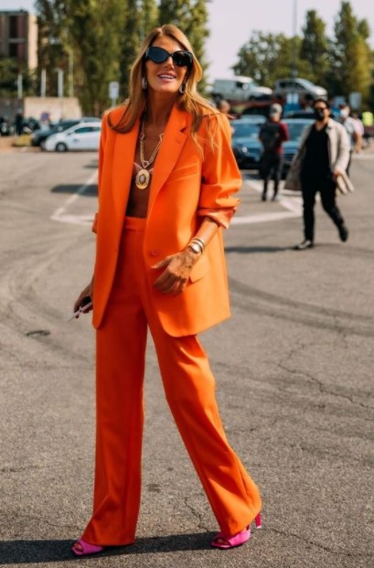 πορτοκαλί κοστούμι ρούχα μόδα άνοιξη 2022