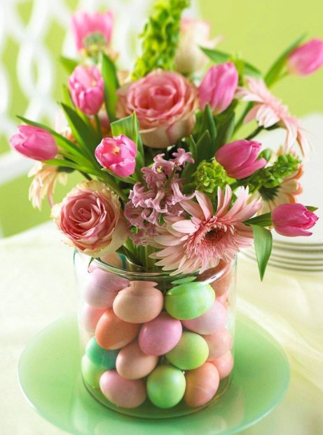βάζο αυγά λουλούδια πασχαλινή διακόσμηση