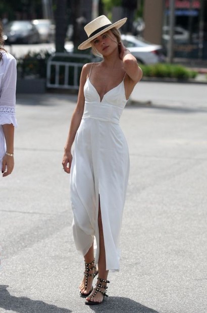 λευκό μάξι φόρεμα