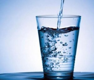 Νερό για καταπολέμηση της κυτταρίτιδας