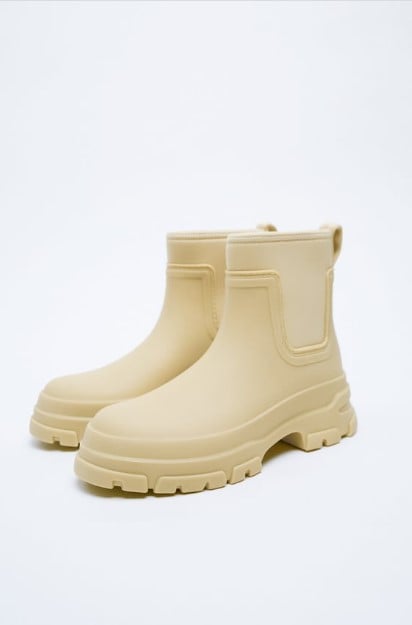αδιάβροχο μποτάκι παπούτσια Zara για το Φθινόπωρο 2022