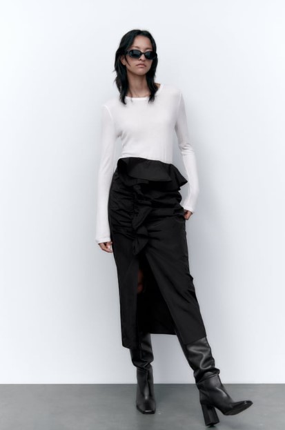 μαύρη μάξι φούστα ρούχα Zara Χειμώνα 2022-2023