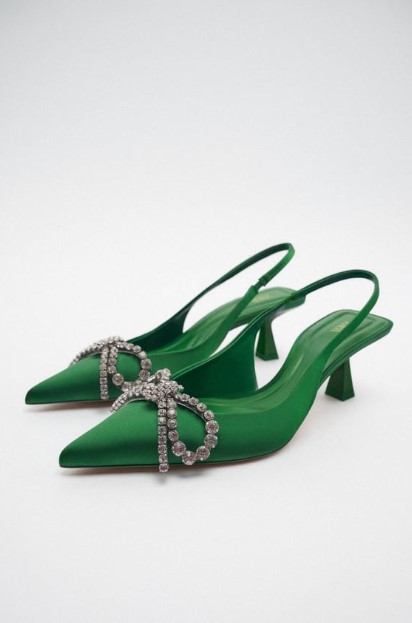 μυτερό πράσινο παπούτσι