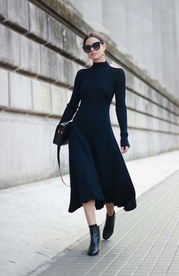 πλεκτό μαύρο φόρεμα midi 