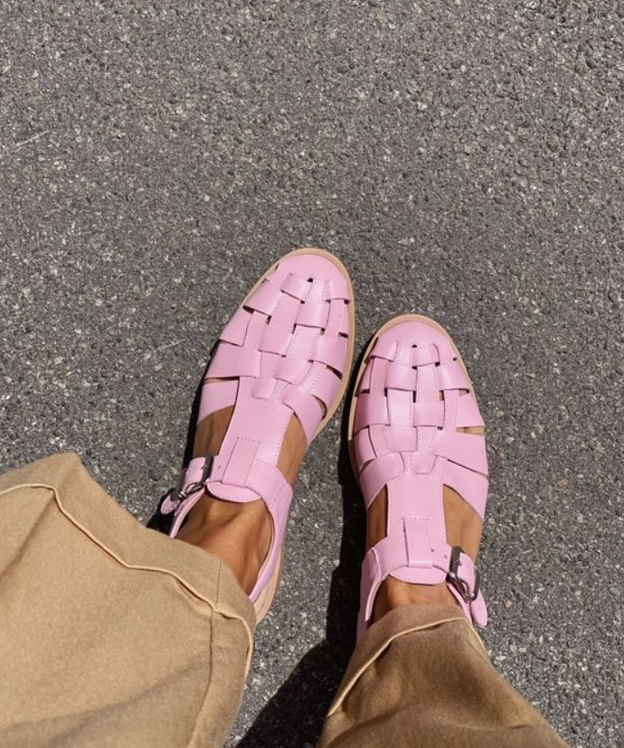 ροζ δερμάτινα πέδιλα παπούτσια άνοιξη 2023