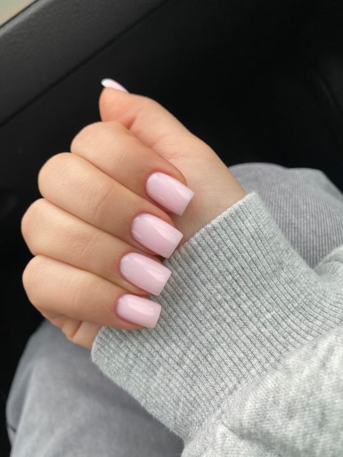 ροζ νύχια
