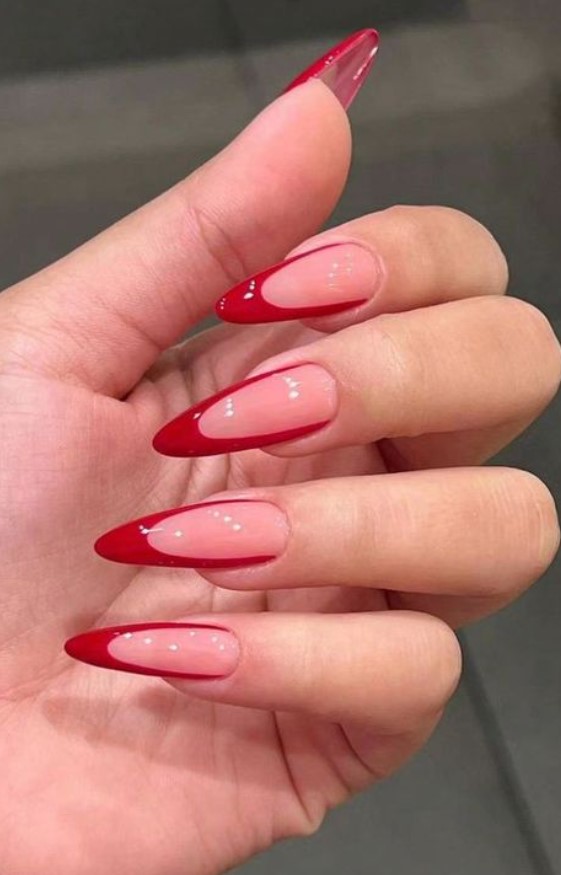 red nails design