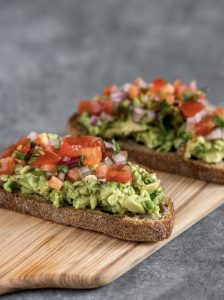avocado-toast-me-ntomata